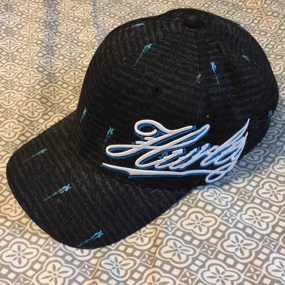 Hurley Fitted Cap 🧢